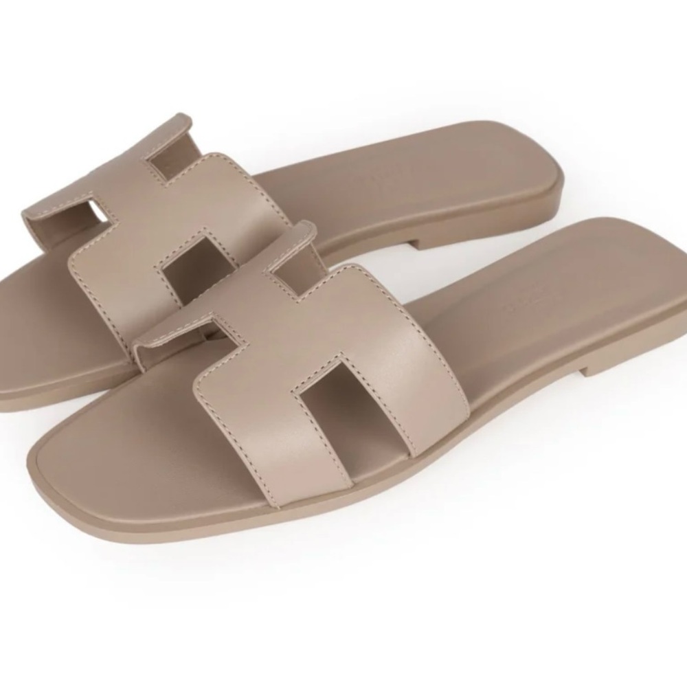 Hermes Oran Sandals - Beige Mastic 36